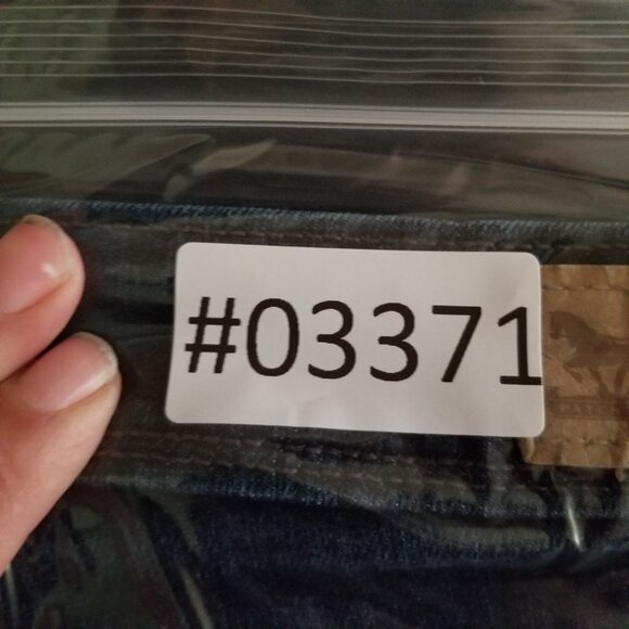 Levis Shorts Womens 16 Stretch Dark Wash Mid Rise Perfectly Shaping Denim Jean - Picture 13 of 13